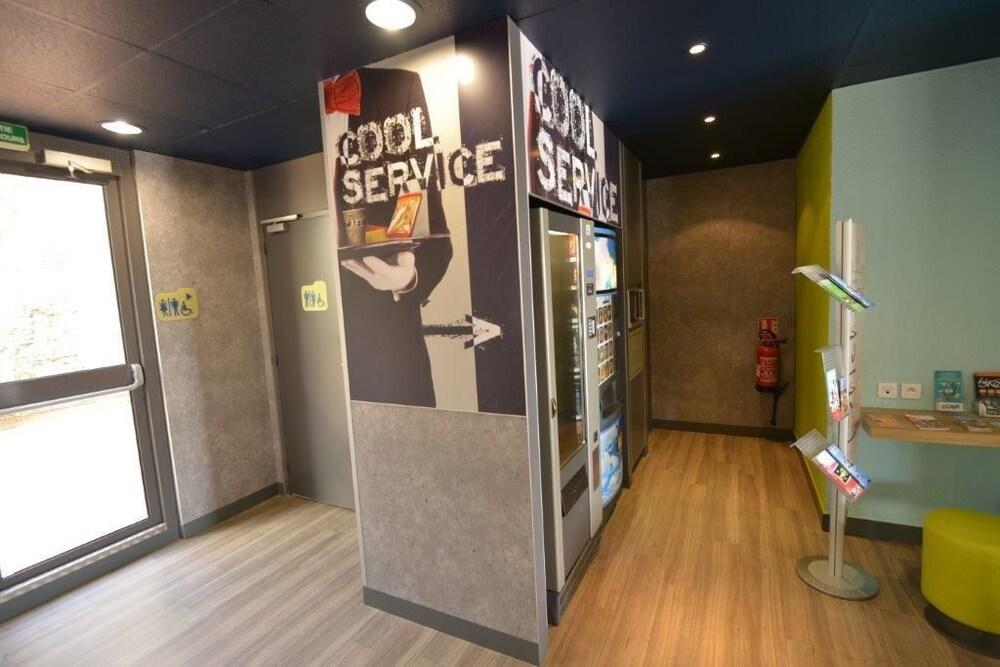 Ibis Budget Menton Bord De Mer Exterior photo